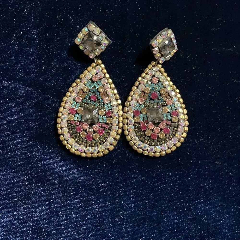 Natasha Earrings Multi Colored Stone Large Tear Drop Earrings Must See 🆕 🩷🩷